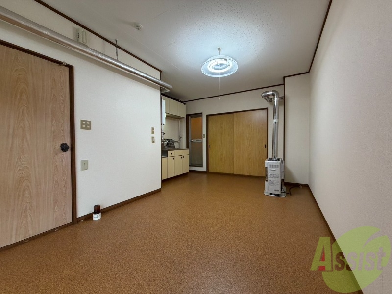居室・リビング　広くてキレイなお部屋が広がっていて、充実した生活が送れそう。