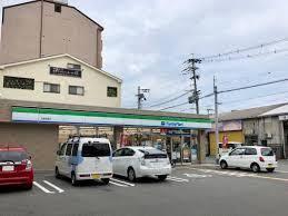 コンビニ　ファミリーマート生野巽西店（コンビニ）まで236m