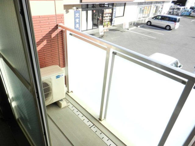 その他　明るいバルコニー
