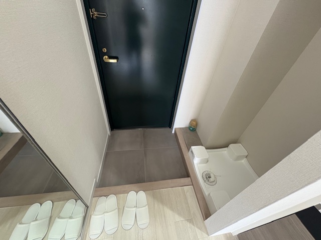 玄関　室内洗濯機置き場