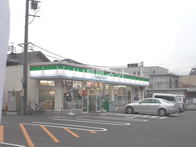 コンビニ　ファミリーマート 早田栄町店（コンビニ）まで422m