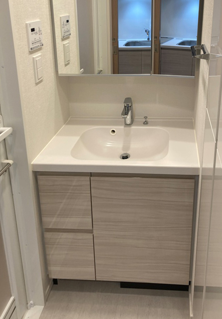 洗面設備　※写真は同タイプ住戸です。