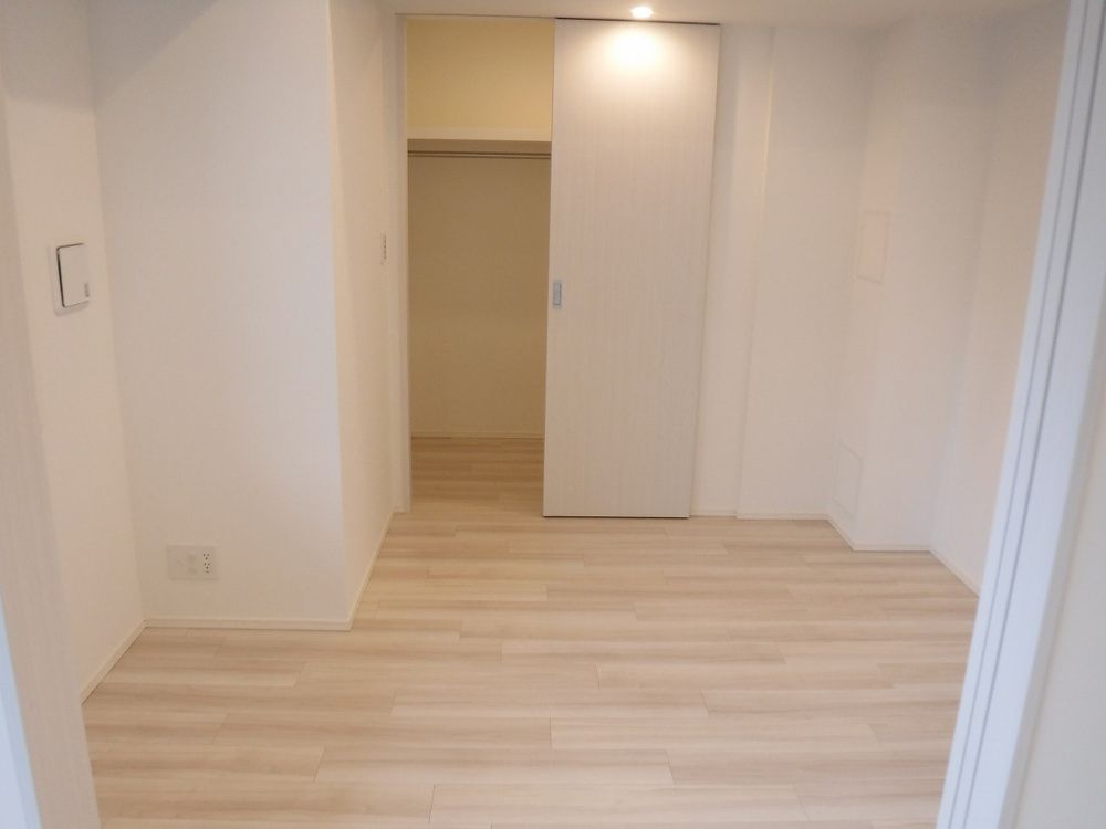 収納　写真は同タイプ住居です。