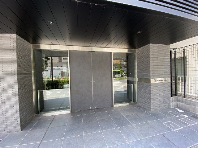 エントランス　建物の内部です