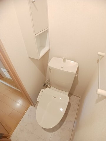 トイレ　ゆったりとした空間のトイレです