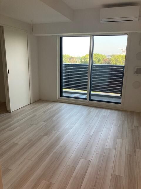 居室・リビング　ゆったりとした居間です