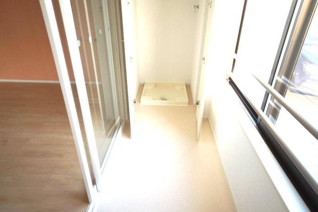その他設備　洗濯機置場
