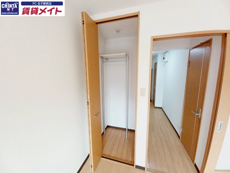 収納　別部屋反転写真