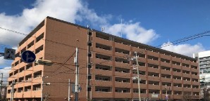 建物外観　オートロック付きで安心です！