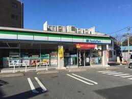 コンビニ　ファミリーマート 足立青井店（コンビニ）まで490m