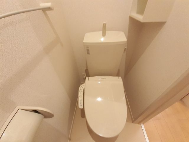 フォレストAのトイレ写真