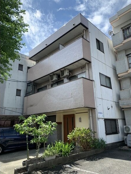 地下鉄名城線 茶屋ケ坂駅 徒歩15分 築34年