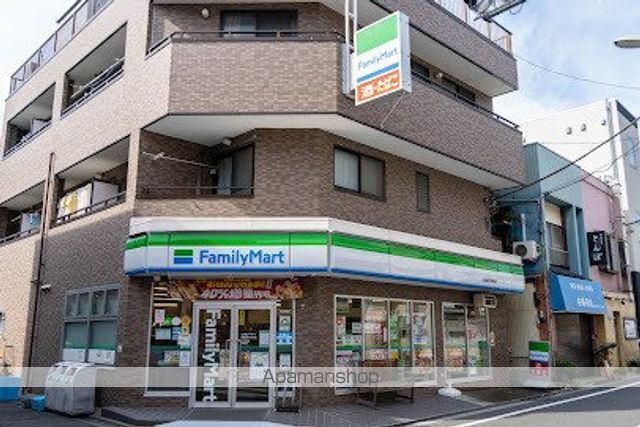 コンビニ　ファミリーマート 田園調布本町店（コンビニ）まで1206m