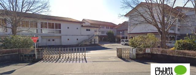 中学校　足利市立坂西中学校（中学校）まで2153m