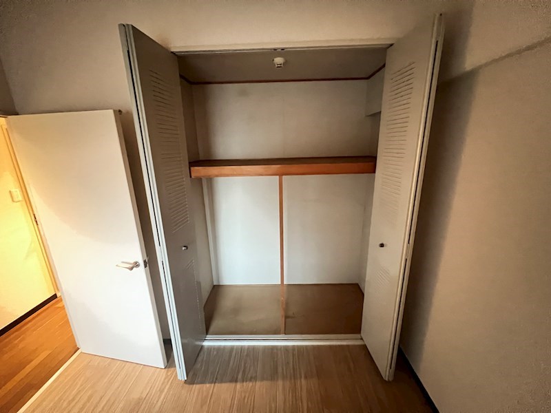 ソレアード門前の内装写真