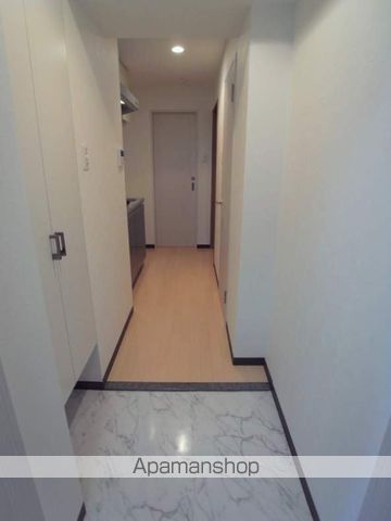 フォーチュン心斎橋EASTの玄関写真