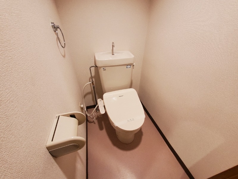ヴィラセゾン甲南のトイレ写真