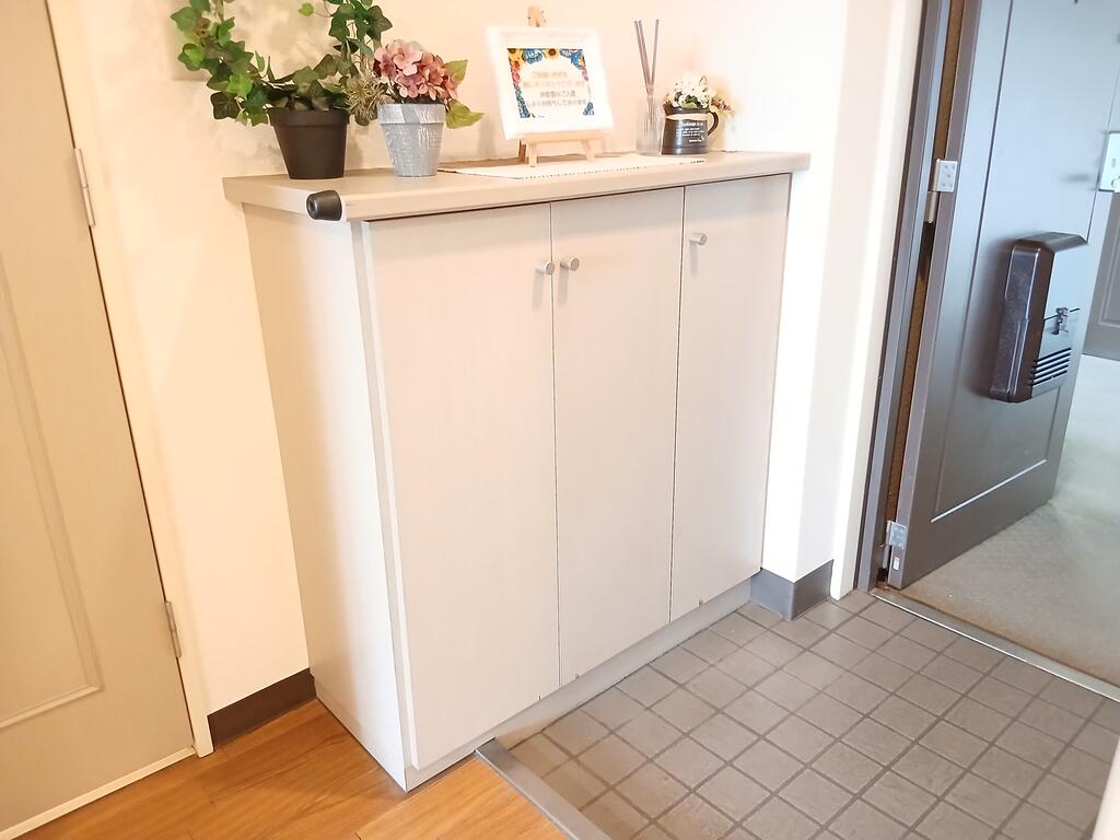 玄関　シューズボックスに収納できて玄関すっきり！　※別号室