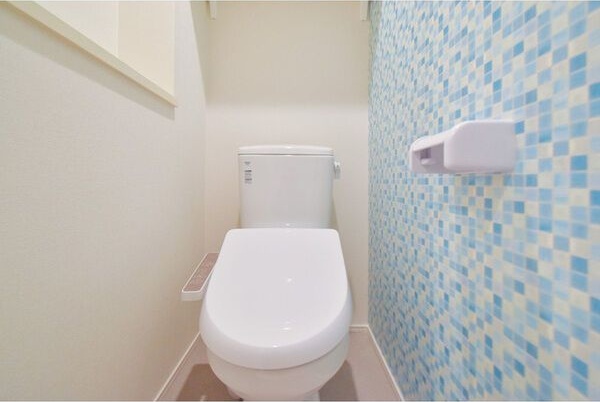 阪急宝塚線 三国駅 徒歩10分 3階建 築2年のトイレ写真
