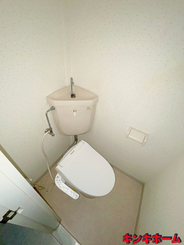 広島電鉄皆実線 皆実町二丁目駅 徒歩6分 3階建 築42年のトイレ写真