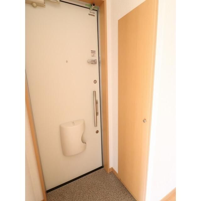アムール シュシュIIの玄関写真
