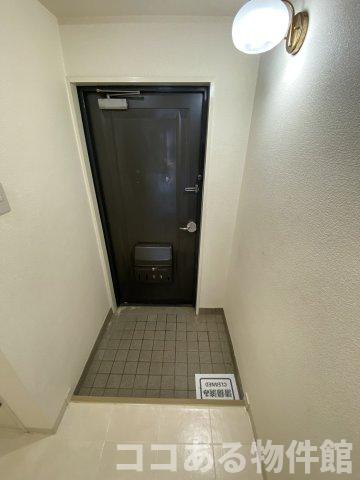 エクシード舞子の玄関写真