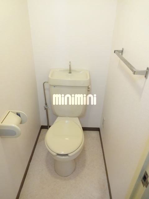 ファミールいずみのトイレ写真