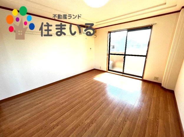 名鉄三河線 三河八橋駅 徒歩7分 2階建 築23年の居間写真