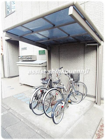 東京メトロ丸ノ内線 中野富士見町駅 徒歩10分 3階建 築27年の外観写真