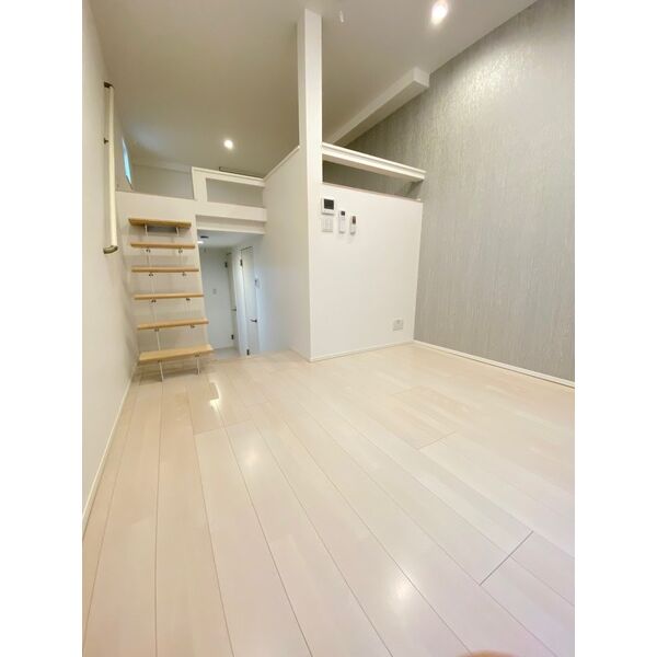 BLUE GARDENの居間写真