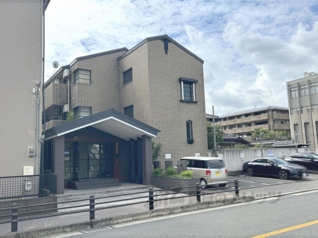 ピアレス円勝寺の外観写真
