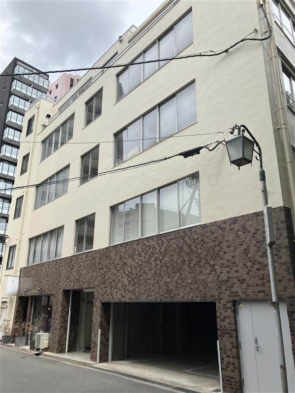 建物外観　外観は落ち着いています
