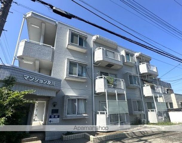 マンション及川の外観写真