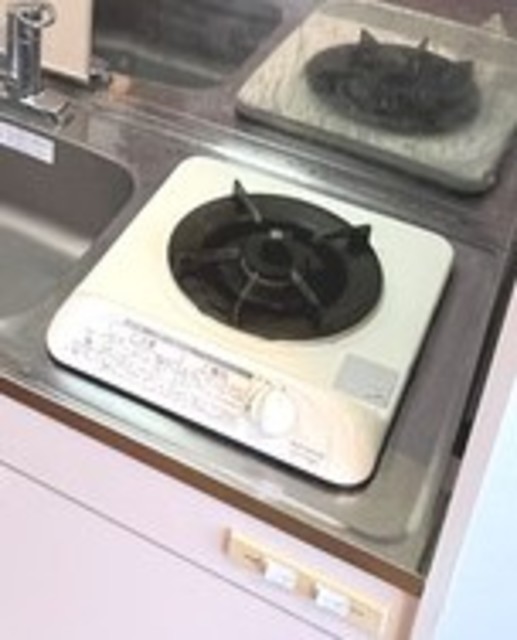 キッチン　コンロ設置済み