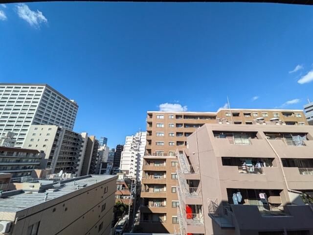ロビー　建物の内部です