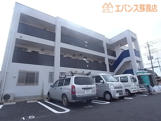 建物外観　落ち着いた雰囲気の外観です