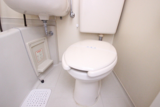 トイレ　※他部屋のお写真になります