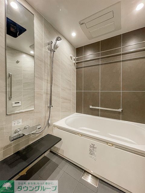バス・シャワールーム　※写真は同タイプ住戸です。