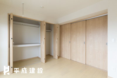 収納　洋室クローゼット