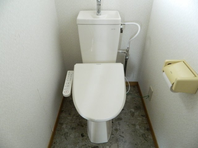 【パレス八反田のトイレ】