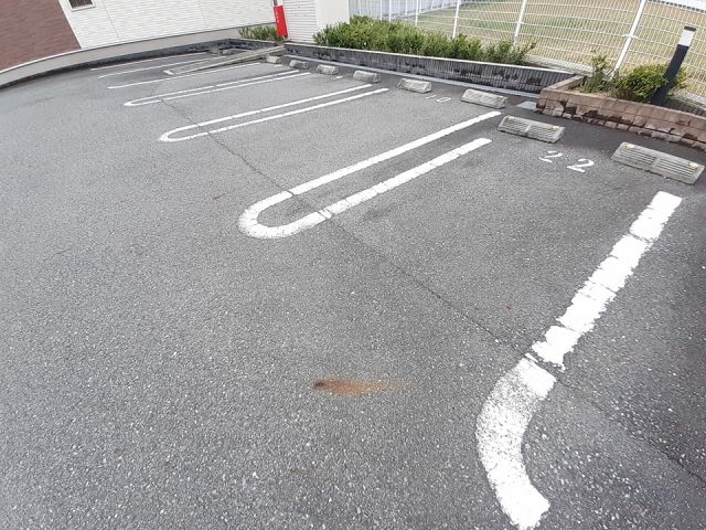 【ＶＩＧＯＲ１２　IIの駐車場】