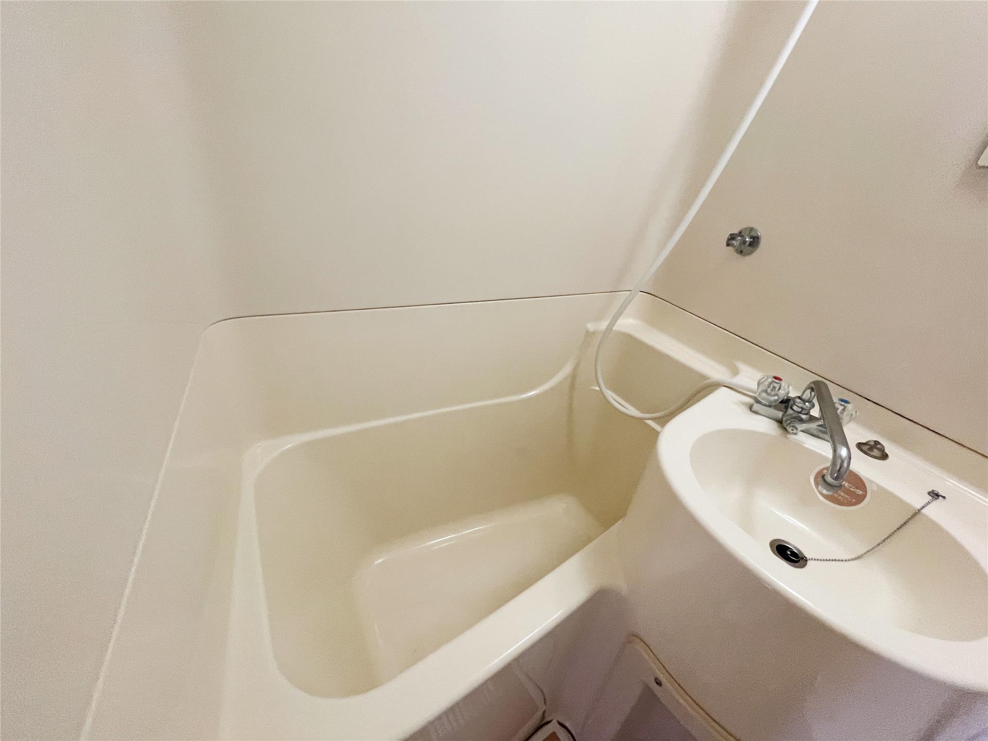 バス・シャワールーム　浴室