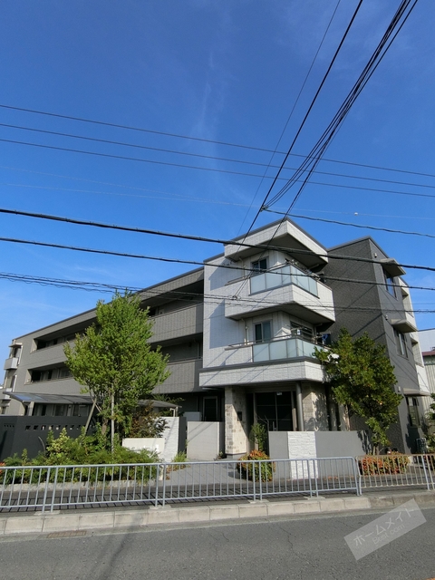 堺市西区鳳北町のマンションの建物外観