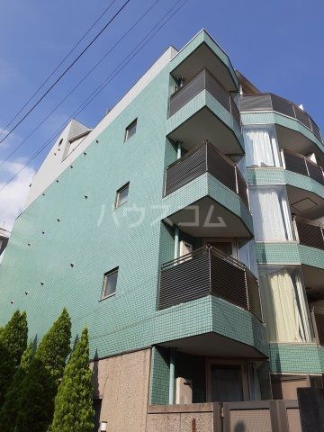 北区西ケ原のマンションの建物外観