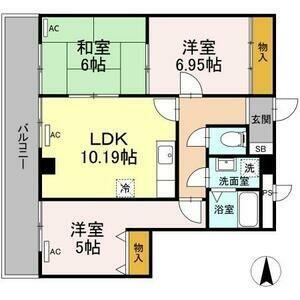 ロイメント名駅の間取り