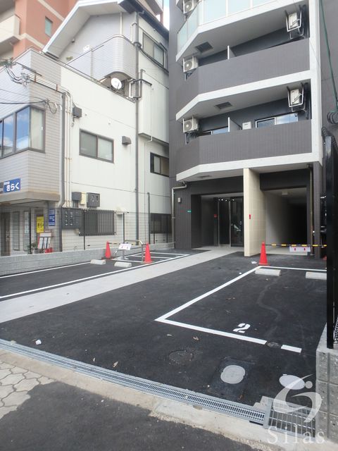 【エグゼ阿倍野の駐車場】