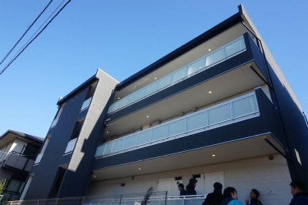 建物外観　リブリ・ひゅーきの外観