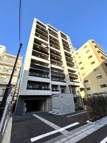 【新宿区早稲田鶴巻町のマンションの建物外観】