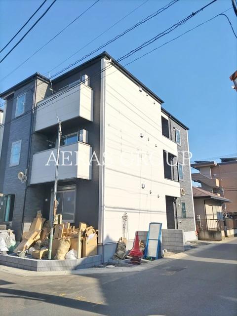 【KISさいたま市岩槻区岩槻アパート1期1号棟の建物外観】