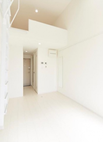 居室・リビング　3.4帖ロフト付デザイナーズ